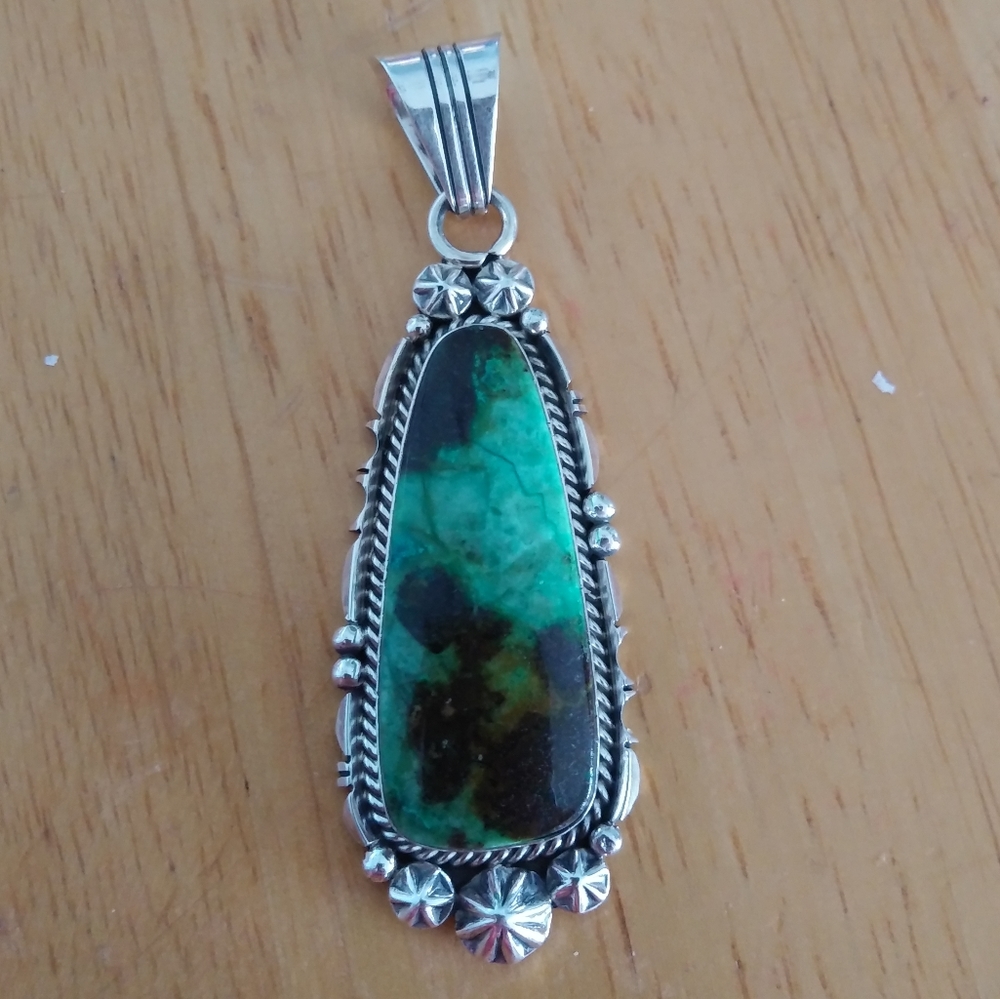 Native American Navajo Green Turquoise Pendant